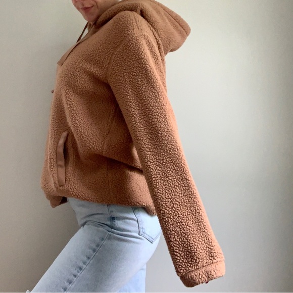 Light brown Abercrombie and Fitch Sherpa hoodie - Picture 6 of 11